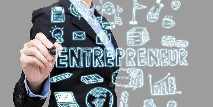 کارآفرینی چیست و چطور یک کارآفرین موفق باشیم؟ 8 کارآفرینی